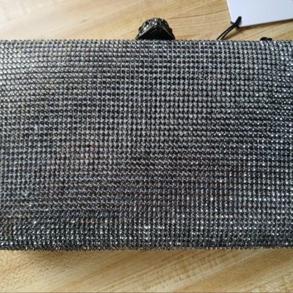 Kurt Geiger NWT Silver Rhinestone Clutch/ Crossbody With Dustbag - Picture 3 of 8
